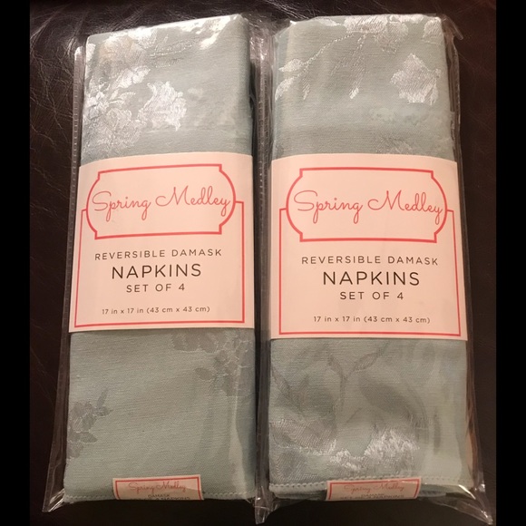 Damask Dinner Napkins in Mist - Picture 1 of 2